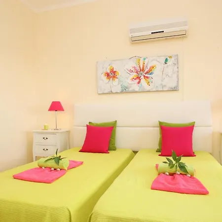 Saint John By Algarve Vacation *